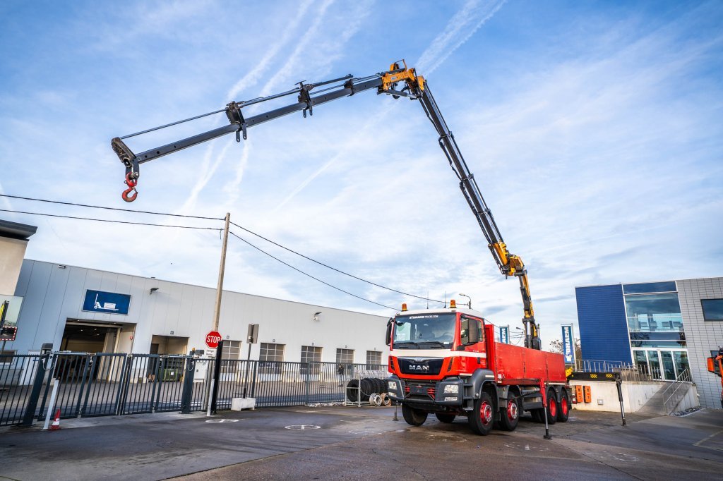 MAN TGS 35.400 BB+ EFFER 395 (4x)+JIB(4x) 2016 E64432 TGS 35.400 BB+ EFFER 395 (4x)+JIB(4x) 2016 1
