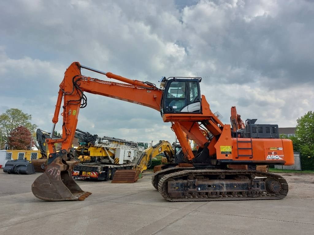 Hitachi ZX 490 LC H-6 (Lift Cab) 2018 ATR-1588 ZX 490 LC H-6 (Lift Cab) 2018 1 Crawler Excavators