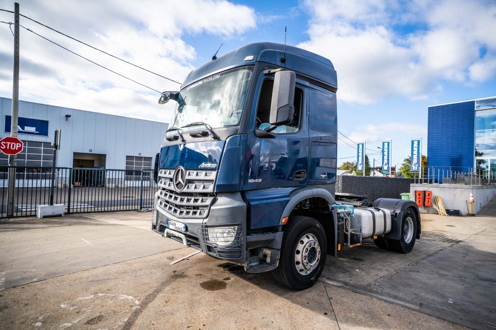 MERCEDES AROCS 1843 LS ( NO ACTROS)+BIG AXLE +HYDR. 2014 E64548 AROCS 1843 LS ( NO ACTROS)+BIG AXLE +HYDR. 2014 1
