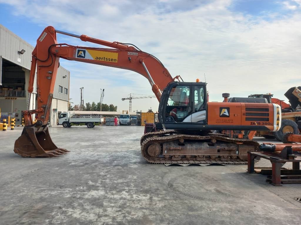 Hitachi ZX350H-5G (Abu Dhabi) 2023 ETR-1147 ZX350H-5G (Abu Dhabi) 2023 1 Crawler Excavators