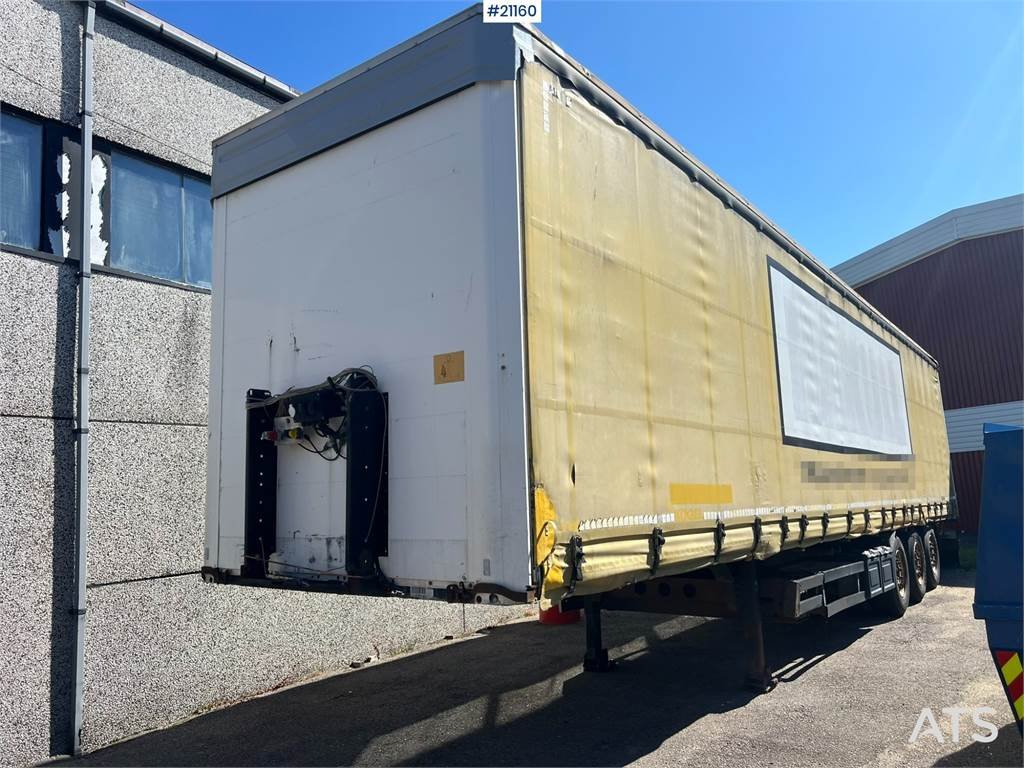Kögel SN 24 3 axle trailer w/ full side opening on both 2014 21160 Kögel SN 24 3 axle trailer w/ full side opening on both...