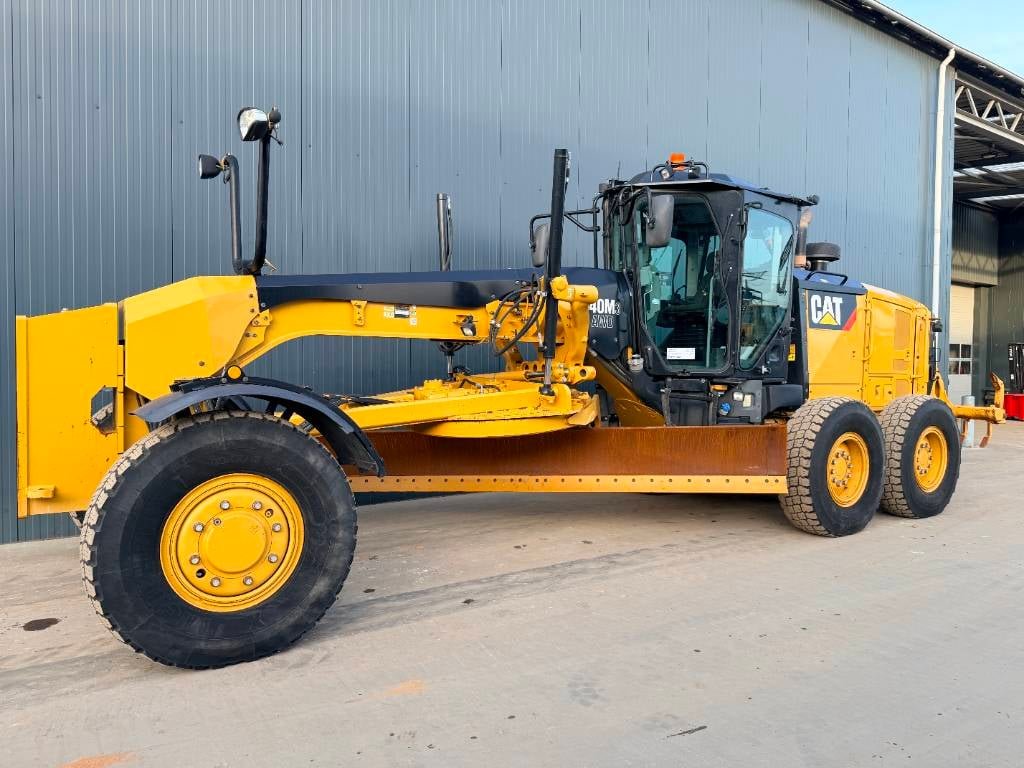 CAT 140M3 AWD 2017 209996 140M3 AWD 2017 1 Motor graders