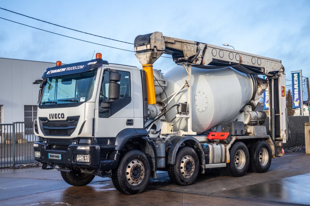 IVECO EUROTRAKKER 400+BAND/TAPIS/BELT-T40 2017 E61128 EUROTRAKKER 400+BAND/TAPIS/BELT-T40 2017 1