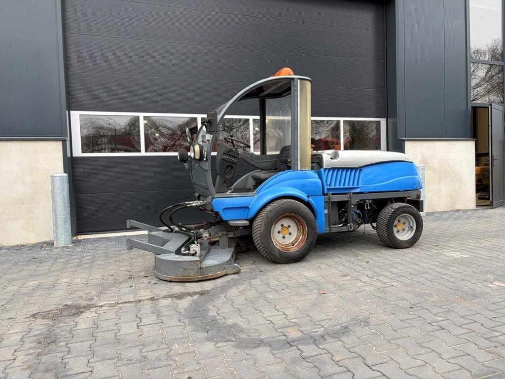 Vandy Diesel Riding Mower 2007 2007 Vandy 2007 1