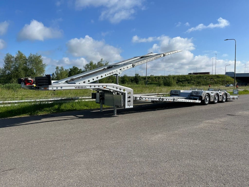 VEGA Trailer PROMAX 3 axle trucktransporter direct rijden!!!!!!!!!!! 2024 00032298 VEGA Trailer PROMAX 3 axle trucktranspo...