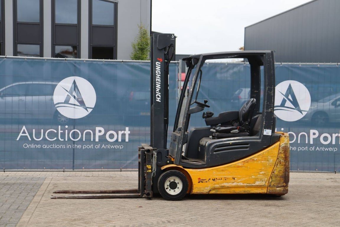Forklift Jungheinrich EFG216k Electric 1600kg 3.3m 2011 2011 EFG216k 2011 1 Forklift