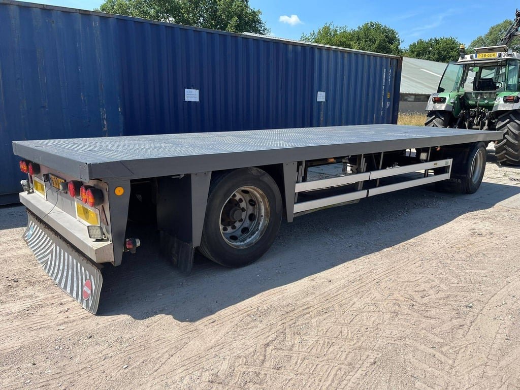 Flatbed Semi-Trailer Cuppers 2002 2002 CUPPERS SA 10-10L 2002 1