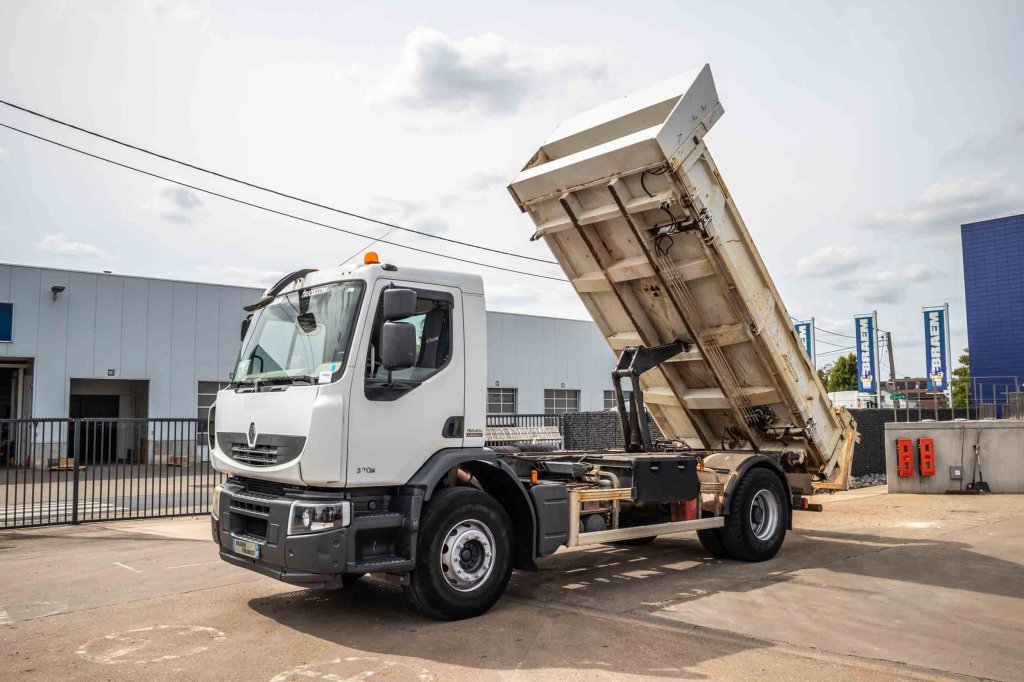 RENAULT PREMIUM 320DXI+BIBENNE+REMORQUANT 2009 E62171 Renault PREMIUM 320DXI+BIBENNE+REMORQUANT 2009 1