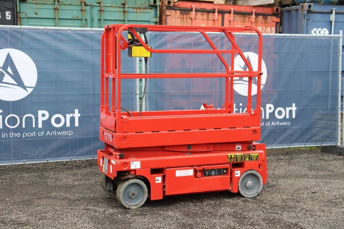 Scissor lift Haulotte Optimum 6 Electric 6.45m 2008 2008 Optimum 6 2008 1 Scissor Lifts