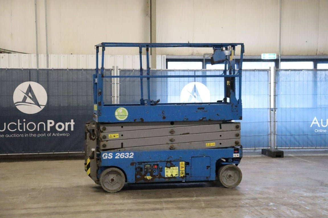 Scissor lift Genie GS-2632 Electric 9.9m 2014 2014 GS-2632 2014 1 Scissor Lifts