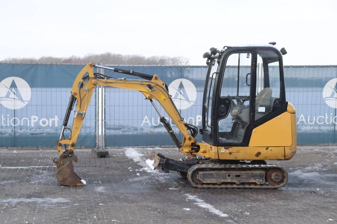 Mini excavator Caterpillar 301.7D Diesel 13.8kW 2018 2018 301.7D 2018 1