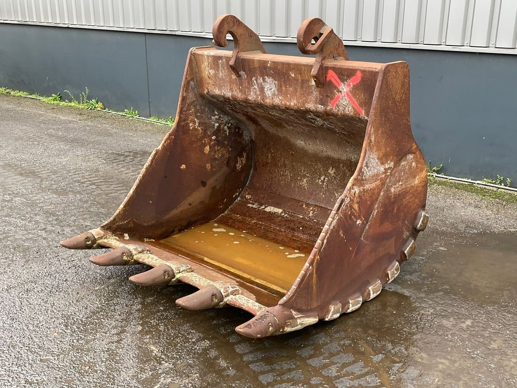 Verachtert Bucket with teeth 70001951 Verachtert Bucket with teeth 1