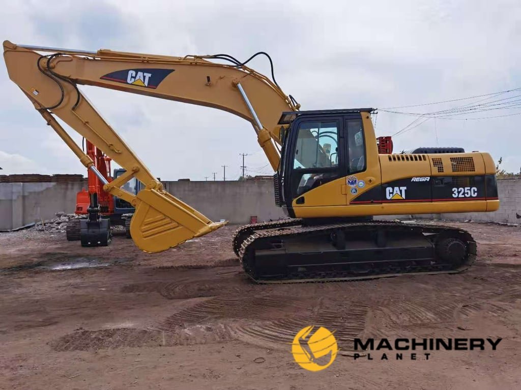 325C Caterpillar Used Crawler Excavator 25tons LOW PRICE 325C 2018 1 Crawler Excavators image 2