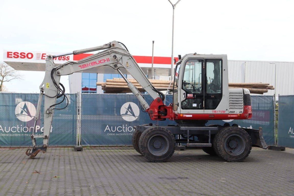 Wheel excavator Takeuchi TB175W Diesel TB175W 1 Wheel Loaders