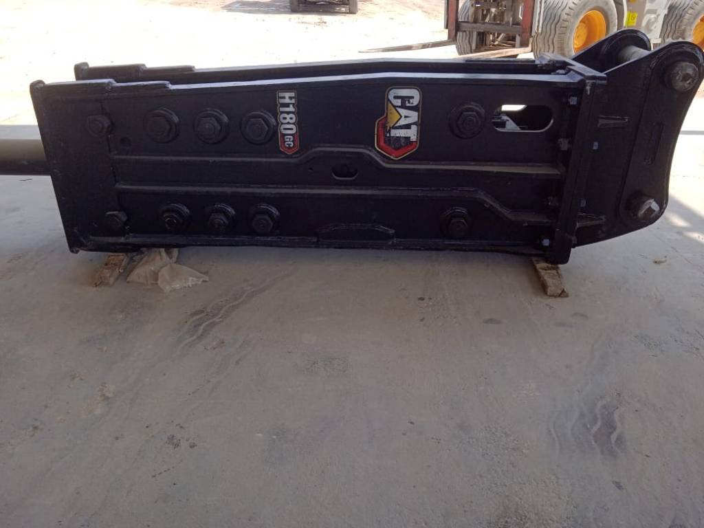 CAT H180GC Hammer (2 pcs available in Abu Dhabi) 2022 ETR-1179 H180GC Hammer (2 pcs available in Abu Dhabi) 2022 1