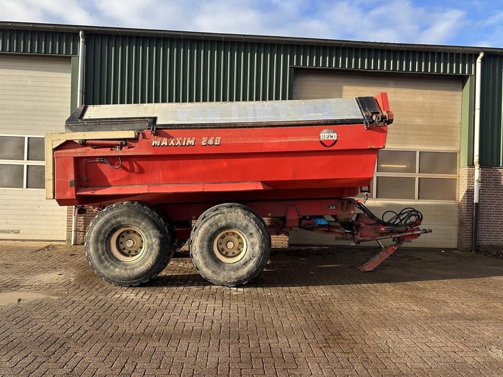 maxxim 240 2002 11606 Maxxim 240 2002 1 Dump trailers