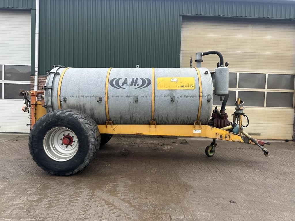 Waterwagen / mesttank - Gebruikt 12082 Waterwagen / mesttank - Gebruikt 1