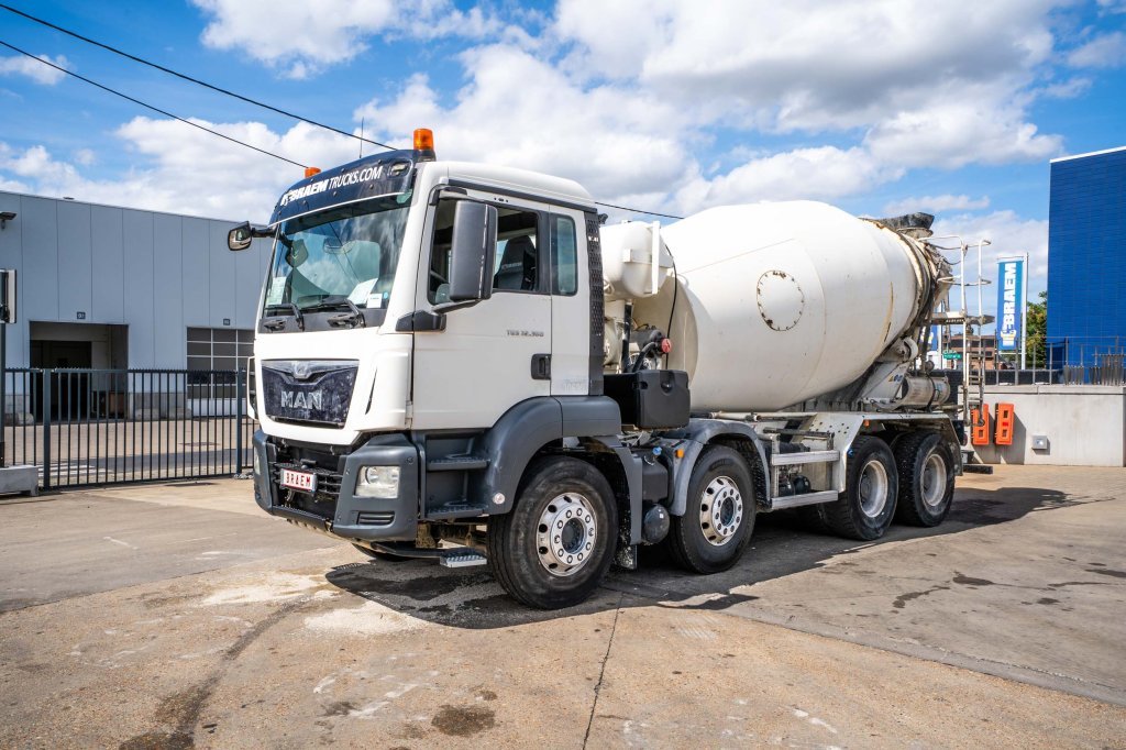 MAN TGS 32 360 BB+ LIEBHERR 9m3 2015 E64123 TGS 32 360 BB+ LIEBHERR 9m3 2015 1