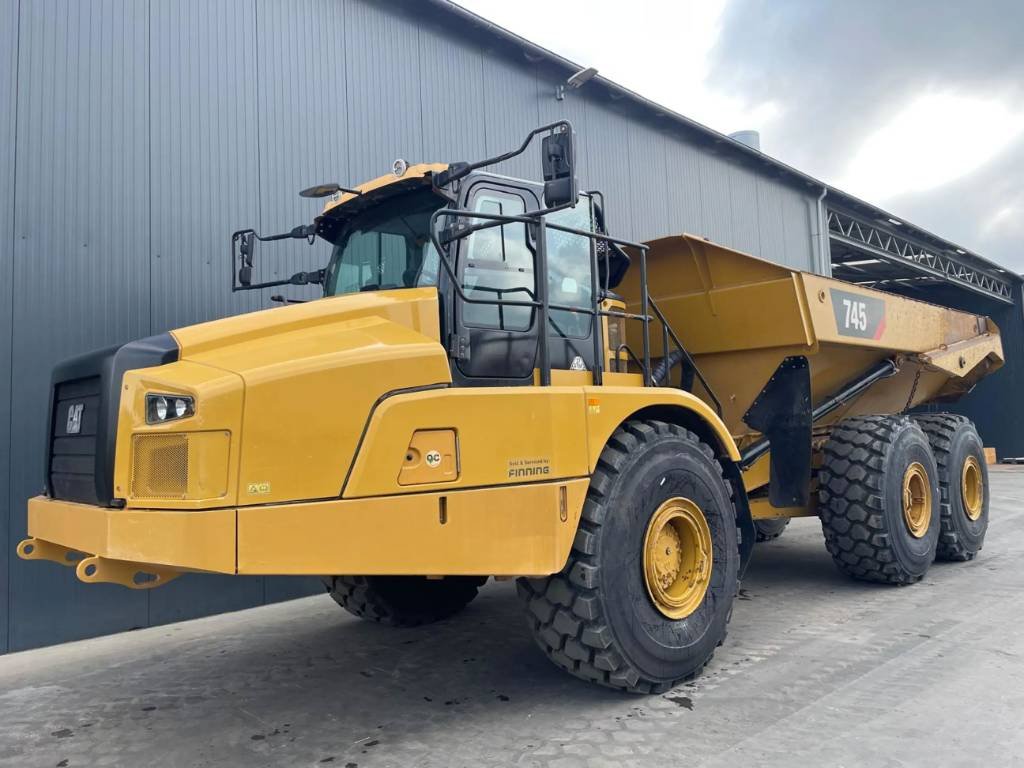 CAT 745 04A - New Tires 2018 208679 745 04A - New Tires 2018 1