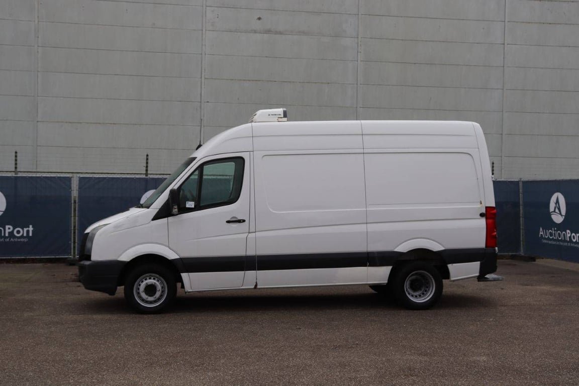 Refrigerated van Volkswagen Crafter Diesel 2013 2013 Volkswagen Crafter 2013 1