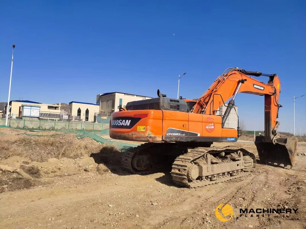 DOOSAN DH520LC-9C 52 TONS Used Crawler Excavator Hot Sale DX520LC-9C 2019 1 Crawler Excavators image 3