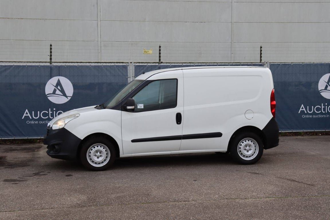 Opel Combo Diesel 2016 Van 2016 Opel Combo 2016 1
