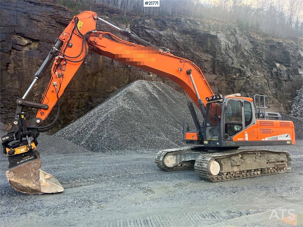 Doosan Dx300lc-5 Gravemaskin m/ rototilt og pusseskuffe 2017 21771 Dx300lc-5 Gravemaskin m/ rototilt og pusseskuffe 2017 1...