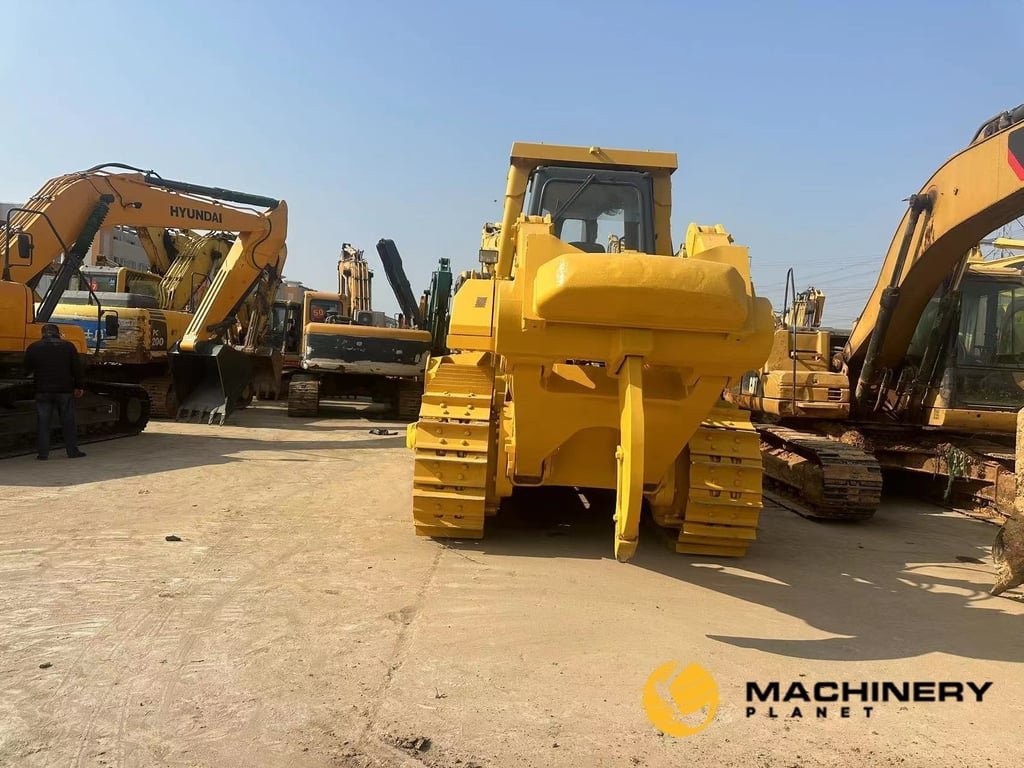 DA115A Komatsu Good Quality Made in Japan DA115A 2018 1 Dozers image 4