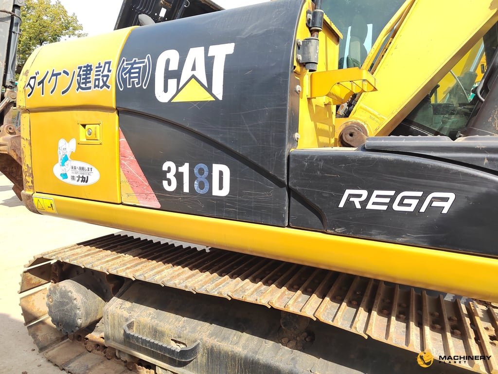 318D Caterpillar Used Crawler Excavator LOW PRICE 318D 2018 1 Crawler Excavators image 3