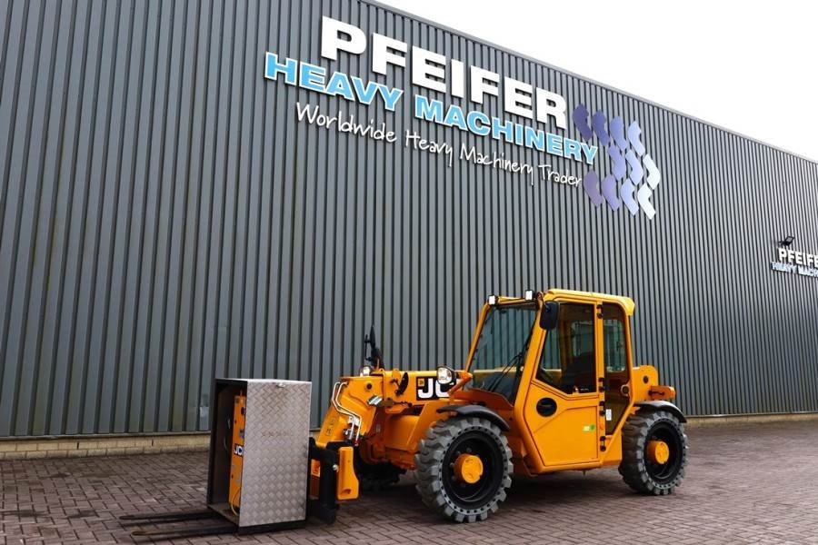 JCB 525-60E Guarantee! Fully Electric, 2500kg Capacity 2022 JCB - 525-60E - 63190 525-60E Guarantee! Fully Electric, 2500k...