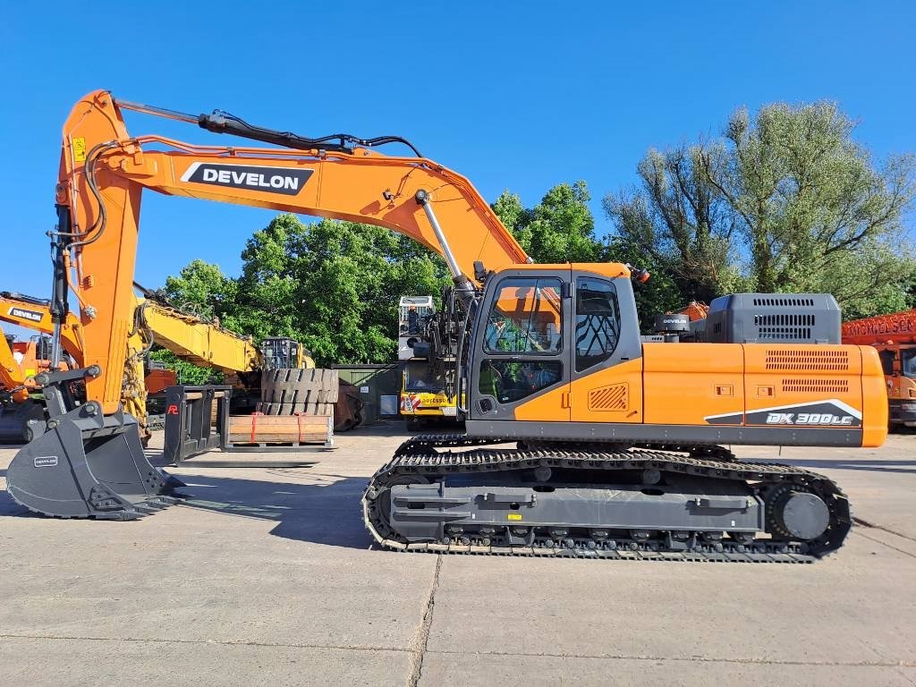Doosan DX300LC-7M (UNUSED 3 pieces available) 2025 ATR-1933 DX300LC-7M (UNUSED 3 pieces available) 2025 0 Crawler Excavators