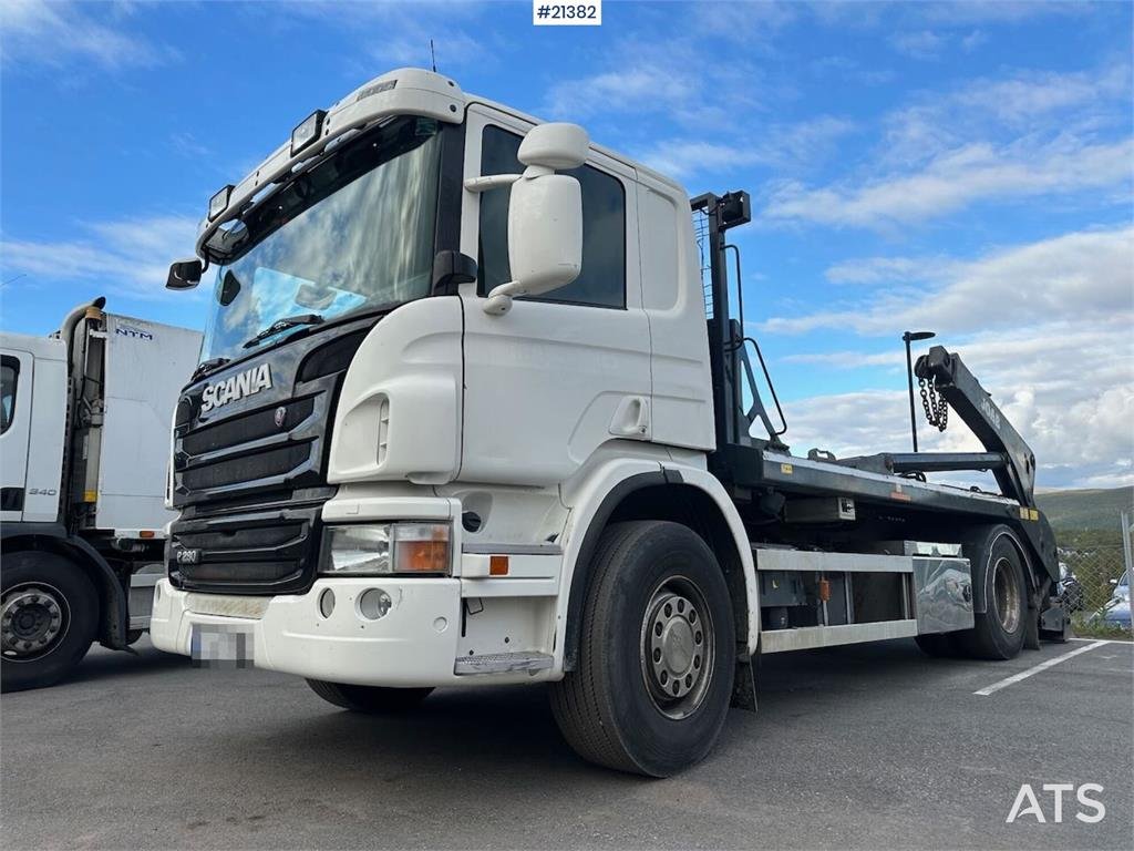 Scania P280 4x2 skip loader. Recently EU approved. 2012 21382 P280 4x2 skip loader. Recently EU approved. 2012 1