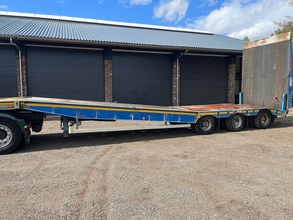 Semi-trailer Gheysen and Verpoort 97/3018-S4431A 2003 2003 Gheysen en Verpoort 97/3018-S4431A 2003 1