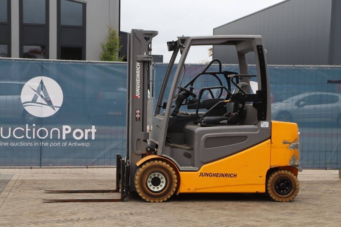 Forklift Jungheinrich EFG 425S Electric 2500kg 5.0m 2016 2016 EFG 425S 2016 1 Forklift