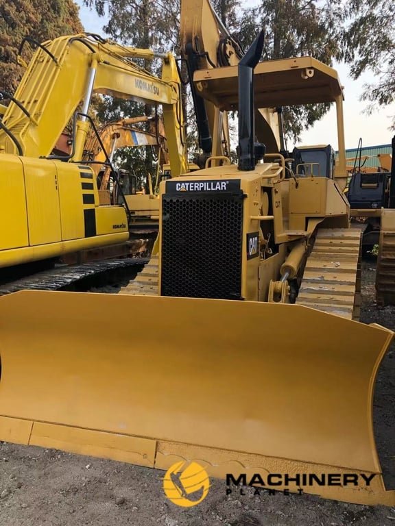 D4H Caterpillar Used Bulldozer good price D4H 2016 1 Dozers