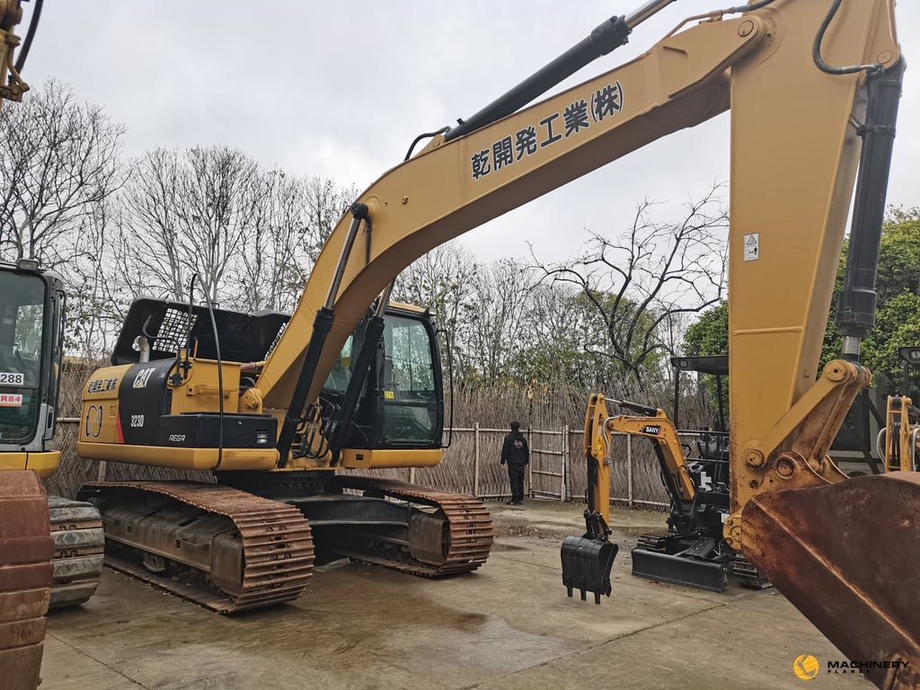 323D Caterpillar Used Crawler Excavator 23tons LOW PRICE 323D 2019 1 Crawler Excavators image 3