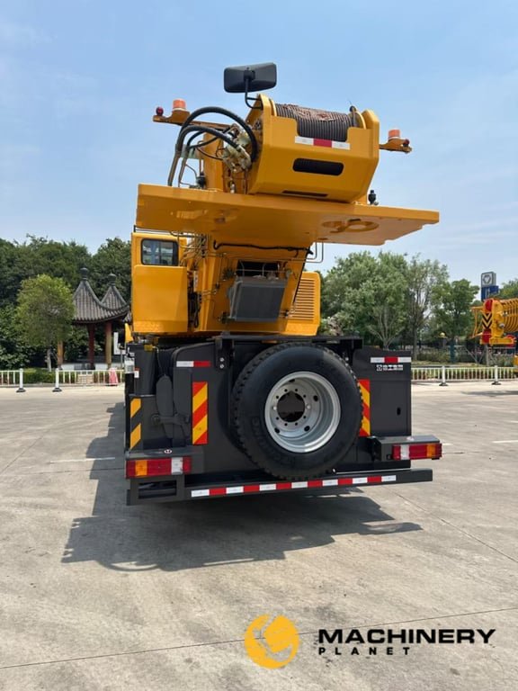XCMG QY110KH-Truck Crane QY110KH 2024 2 Mobile Cranes image 3