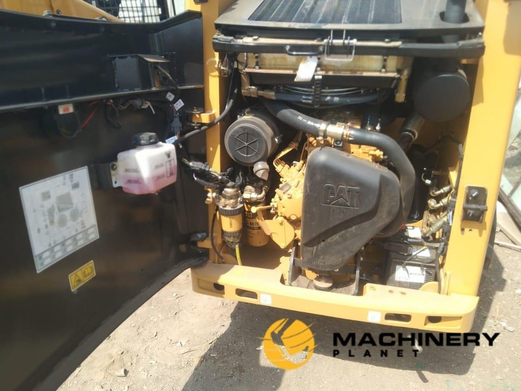 CAT 216B Skid Steer Loader 2024 - New/Unused 216B 2024 2
