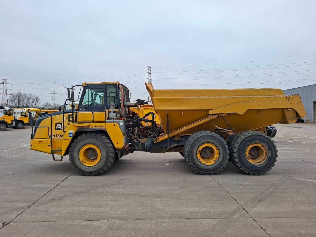 Komatsu HM 300-3 2015 ATR-0677 HM 300-3 2015 1