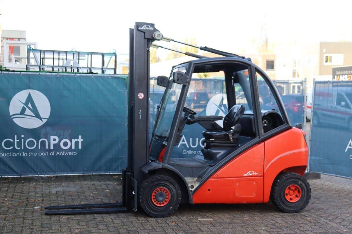 Forklift Linde H25T LPG 2500kg 5.9m 2006 2006 H25T 2006 1 Forklift