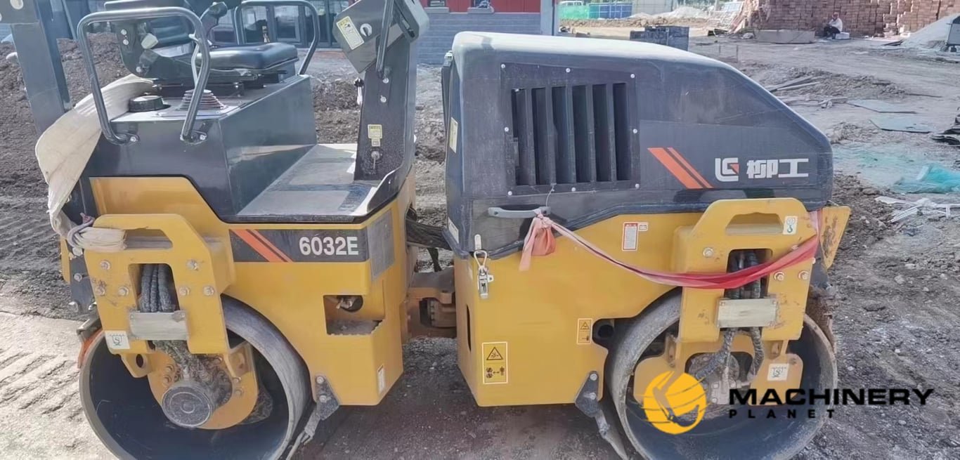 LiuGong Used Road Roller CLG6032E High Quality For Sale 6032E 2019 1