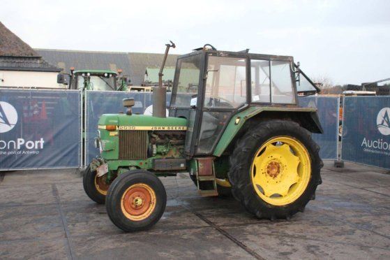 Tractor John Deere 2030 Diesel 68hp 1974 (Margin) John Deere 2030 1974 2