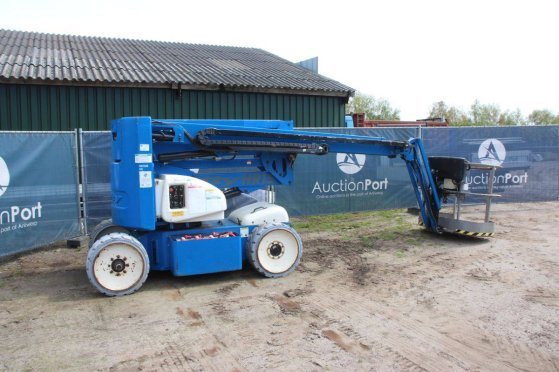 Nifty HR15 NDE Articulated Boom Lift Electric+Diesel 15.5m 2011 Nifty HR15 NDE 2011 2