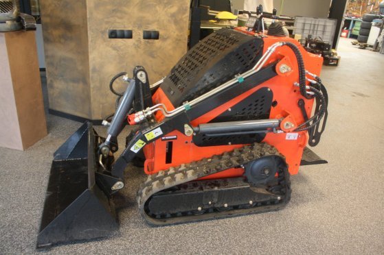 Skid steer loader LH LRT360 Petrol 13hp 2025 New LH LRT360 2025 1