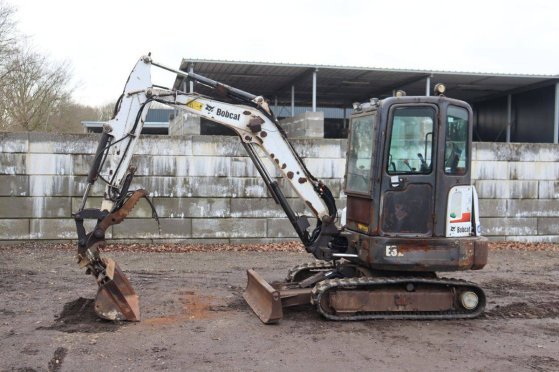 Crawler excavator Bobcat E32 Diesel 24.4kW 2015 E32 2015 2 Crawler Excavators