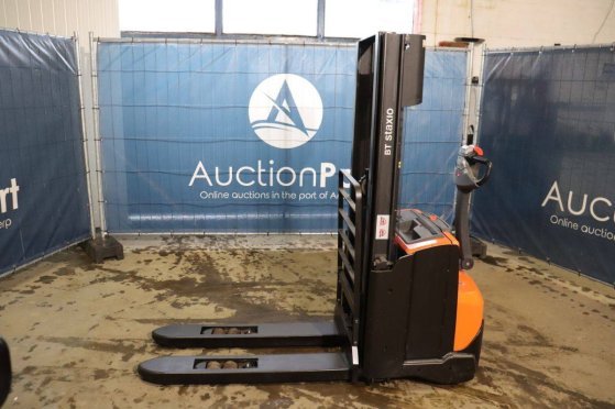Toyota BT SWE140L Electric Stacker 1400kg 2.7m 2014 BT SWE140L 2014 2