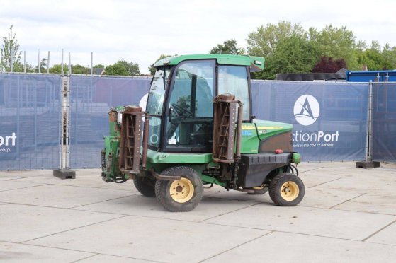 John Deere 1905 Diesel Tractor 2009 with Mowers John Deere 1905 2009 2