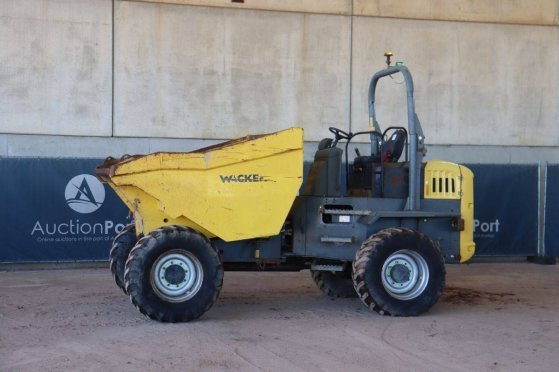 Dumper Wacker Neuson DW90 Diesel 2015 Neuson DW90 2015 2 Dump Truck