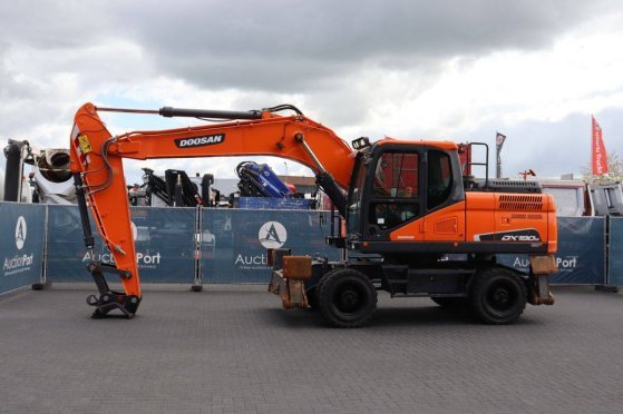 Doosan DX190W-5 Diesel Wheeled Excavator 129kW 2021 Doosan DX190W-5 2021 2 Wheeled Excavators