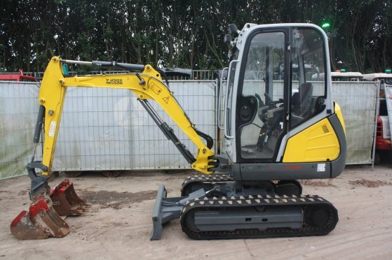 Mini excavator Wacker Neuson ET24 Diesel 13.4kW 2016 Neuson ET24 2016 2